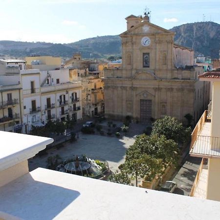 Solemar Sicilia - Piazza Duomo Apartment Bagheria Exterior photo